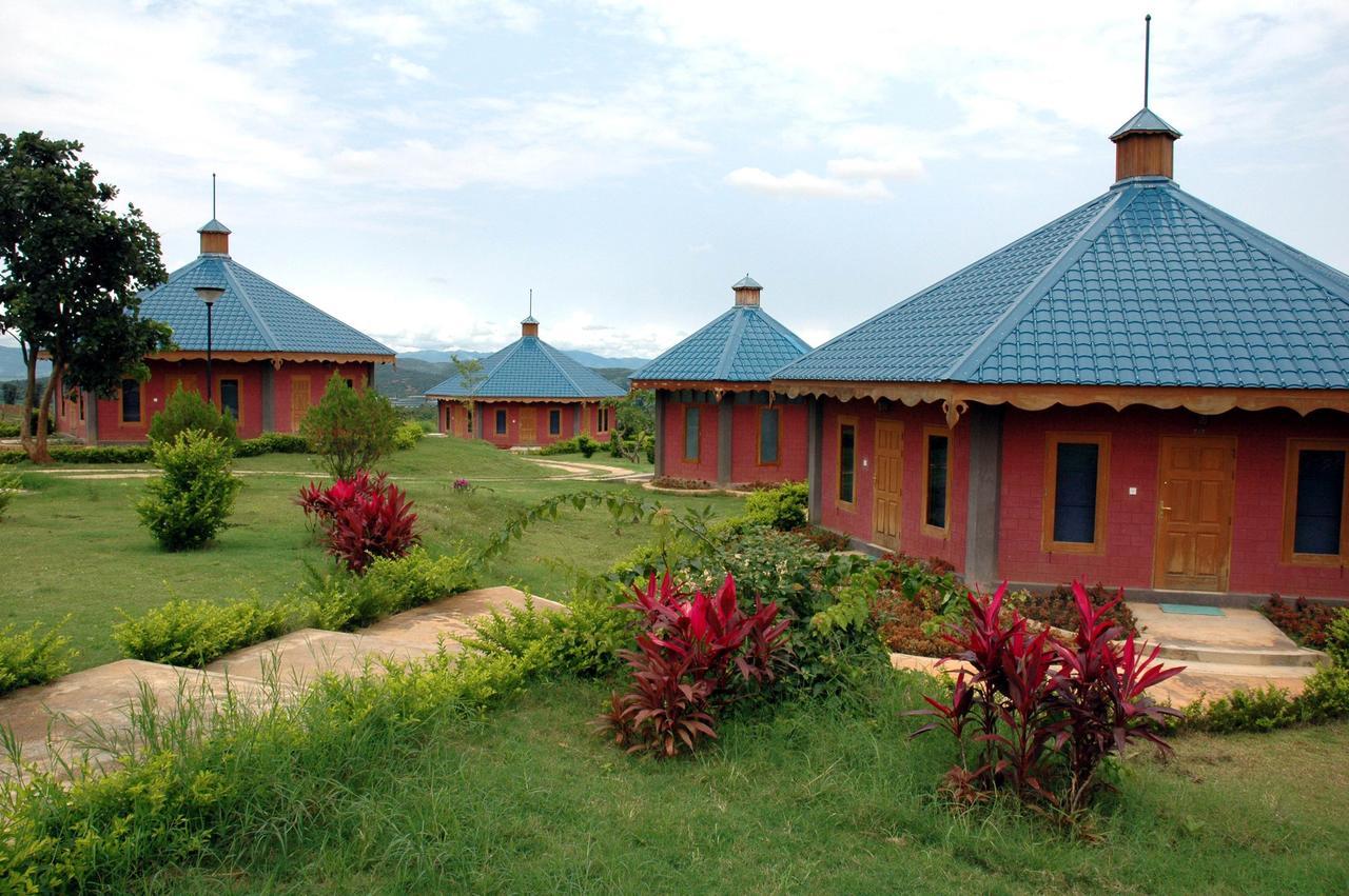 Aye Thar Yar Golf Resort Taunggyi Εξωτερικό φωτογραφία
